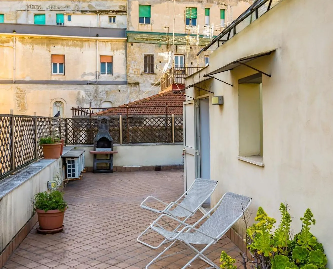 شقة Casa Al Rettifilo Con Terrazzo By Wonderful Italy نابولي إيطاليا