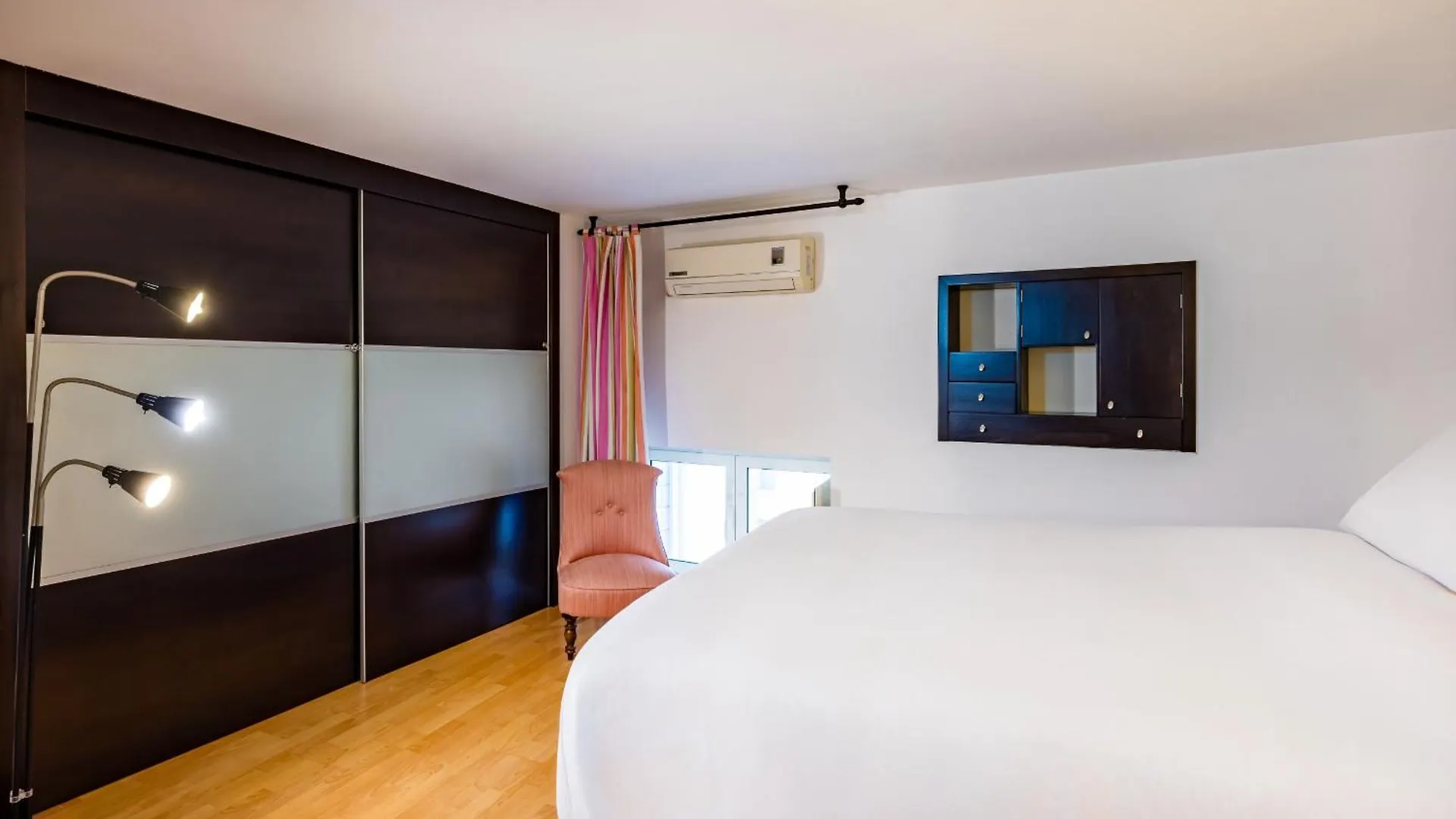 شقة Casa Al Rettifilo Con Terrazzo By Wonderful Italy نابولي
